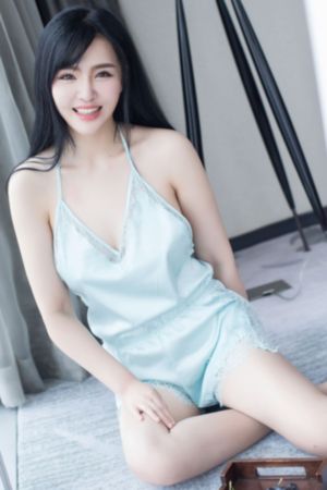 国产探花AV在:_国产剧免费在线观看