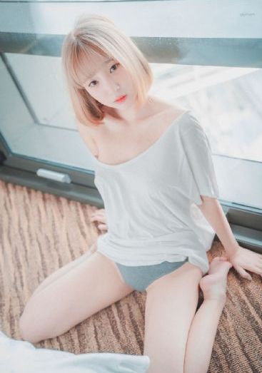 亚洲大乳_免费超清在线观看