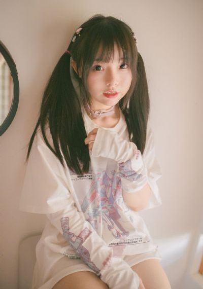 英语老师扒开裙子做在我中间_BD韩语免费观看超清