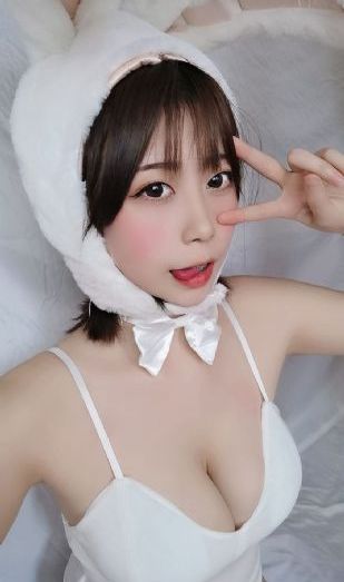 情侣野战视频大全免费_高清完整版