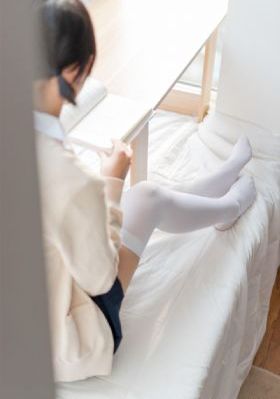 大胸大乳mm美女图片_BD在线手机播放