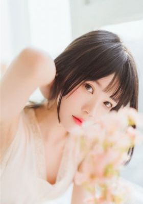 呦小性Free小U女HD_英文版字幕