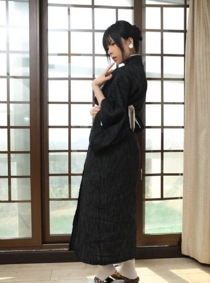 日韩欧美1区2区_超清免费全集观看